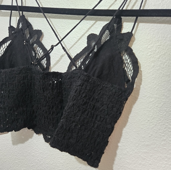 Free People One NWT Adella Bralette Black Large - Picture 10 of 13